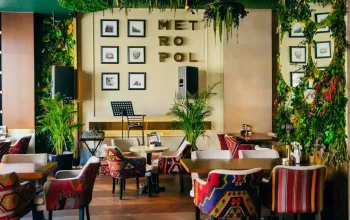 Cafe Metropol 145