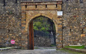 Şəki qalası (Nuxa qalası)