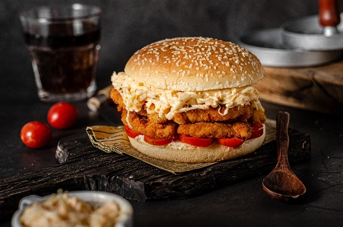 Toyuq burger