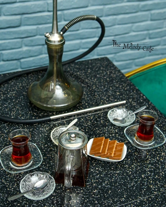 Çay, şokolad və ya mürəbbə, sadə qəlyan